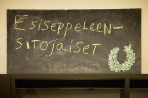 001_FILTDK_2023-05-21_esiseppeleensitojaiset_R5_0001_web
