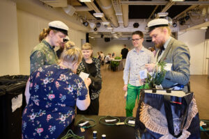 006_FILTDK_2023-05-21_esiseppeleensitojaiset_R6_0008_web