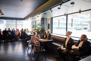 028_FILTDK_2023-05-25_seppeleensitojaispäivälliset_R6_0589_web