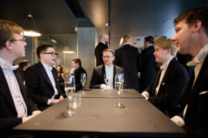 029_FILTDK_2023-05-25_seppeleensitojaispäivälliset_R6_0593_web