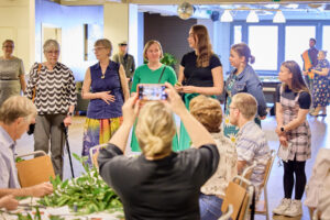 049_FILTDK_2023-05-21_esiseppeleensitojaiset_R5_0118_web
