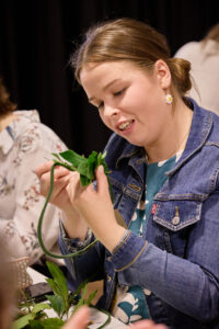 094_FILTDK_2023-05-21_esiseppeleensitojaiset_R5_0385_web