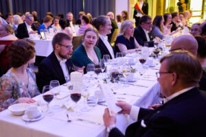 095_FILTDK_2023-05-25_seppeleensitojaispäivälliset_R6_0745_web